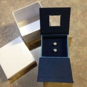 NIB Sterling Silver Diamond Stud Ear 1 DAY SALE